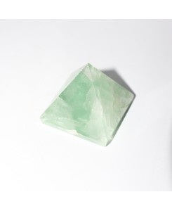 Fluorite Pyramid - 26mm